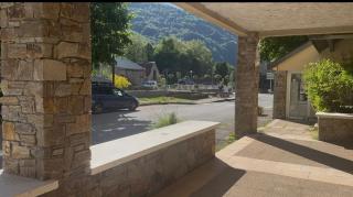 Pyrenees family T3 - 9