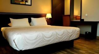 Star Hotel - 4