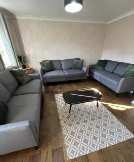 Mazurek Sleeps 10 Long stays Contractors WI-FI - 3