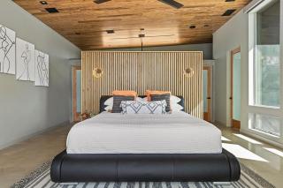 Dragonfly by Fieldtrip Luxe Oasis w Resort Pool - 8