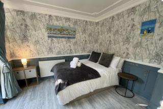 Mazurek Sleeps 10 Long stays Contractors WI-FI - 6