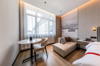 GreenTree Eastern Beijing Happy Valley Wangsiying Shuanghe Subway Station Hotel - 1