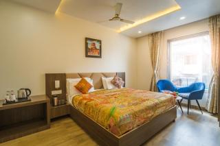 Tripli Hotels Sandalwood - 9