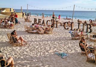 Escape to Scarborough Beach - 1