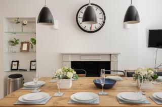 Monmouth St Townhouse sleeps 10 - 5