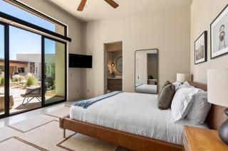 Peak by Fieldtrip 8 BR Modern Oasis 2 Pools - 7