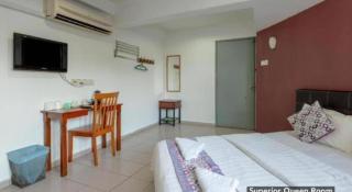 OYO 89874 Gs Golden Star Hotel - 2