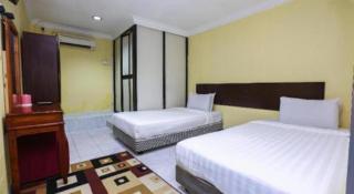 OYO 89822 Hotel As Salam - 9