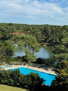 Beautiful T1 bis with golf view for 4 people - 8