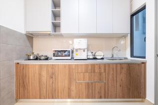 M Vertica Tower D By Feel Home - 2