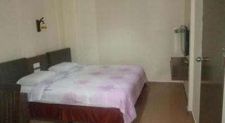 G Six Hotel - 8