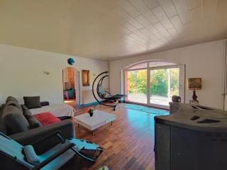 Mountain Getaway - Nordic Hot Tub, Warmth & Nature - 5