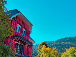 Mountain Getaway - Nordic Hot Tub, Warmth & Nature - 0