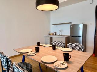 Newston Family City View 2 Bedrooms - 4