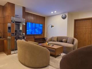 Warmwood Designer 2BHK- Rooftop pool, Self checkin - 9