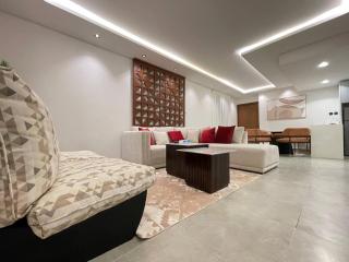 Silkhaus Luxury 2BR Stay at Rose Residence - 6