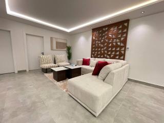 Silkhaus Luxury 2BR Stay at Rose Residence - 5