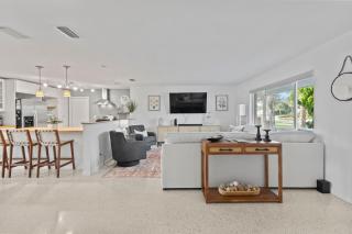 Sandcastle Harbor Pool & FirePit Steps to the Beach - 2