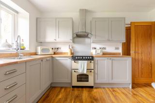 Cottage 4 miles to Hayle beach with EV charger - 2