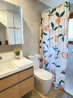 Camellia Romance Retreat near Doncaster Westfield M3 - 8