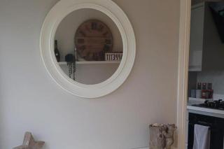 3 bedroom Sleeps 6 free parking - 5