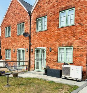 Albie House -3BR, Ensuite, Netflix, Travel - 6