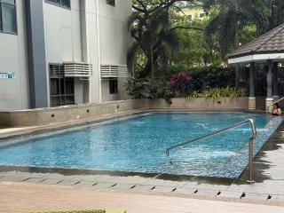 Panoramic Views 2BR Family Stay in Mckinley BGC - 3