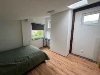 WG-Zimmer-Erstbezug nach Sanierung -Vollmöbliert - 4