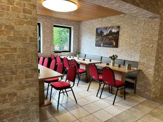 Gruppenunterkunft-Klein-Holland-Harz-aussergewoehnlich-und-einzigartig-mit-grossartiger-Unterhaltung-fuer-jedes-Alter-fuer-bis-zu-24-Personen - 7