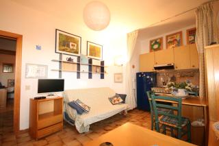 Bilocale con terrazza e vista mare - 6