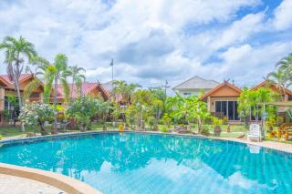 The Green Oasis Resort - 6