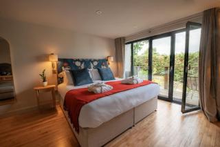 Crescent House - 5