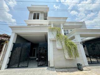 Urbanview Syariah Hidayah Living Near Stasiun Solo Balapan Surakarta - 2