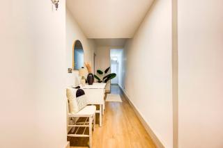 Hackney vibes 2 bed with garden - 2