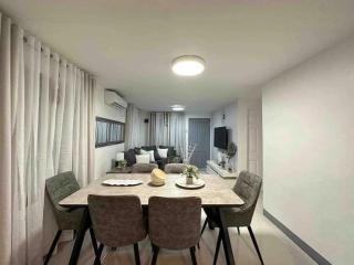 3BR Home Near Clark Airport-Private Pool-Parking-Kitchen-Hi Speed WiFi and Entertainment - 3