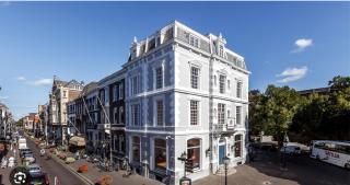 Adam & Eve Paleisstraat - 8