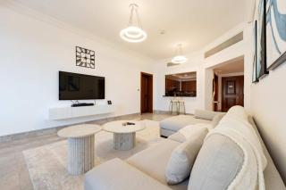 TRPS - Fairmont North Residences, Palm Jumeirah - Luxurious 2BR plus Maids, Sea and Harbour View - 7