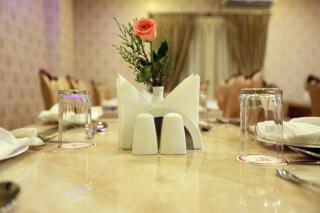 Premier Suites Business Hotel - 1