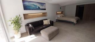 Spacious luxury apartment with private cinema and pool near golf course - 7