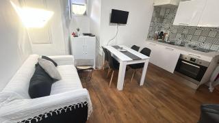 Appartement T2 coconing, WIFI, INTERNET, CLIM, 300m plage - 0