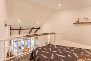 Vibrant Street View - 3