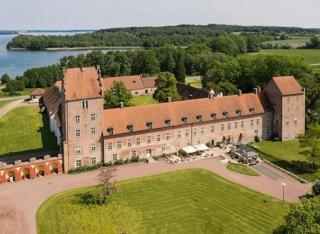 1-Bed Kristianstad Apartment - Sleeps 6 & Pets Ok - 0