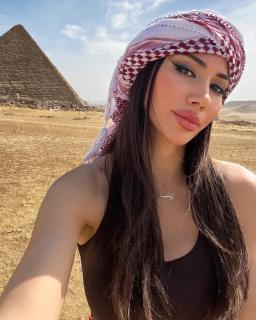 Pyramids Night Hotel &Free pickup shuttle - 9