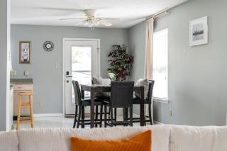 Serene Getaway in Plainfield - 5