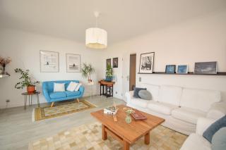 Retreat in Estoril with balcony and ocean view - 8