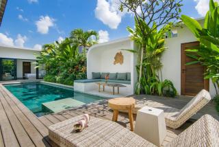 Stylish Tropical Villa - 2br - 8