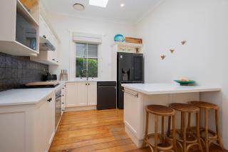 Mayfield Grove - Vintage Escape with Modern Comfort - 7
