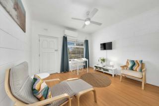 50 Metres from Beach! Seabreeze at Glenelg North - 8