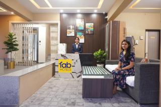FabExpress Shree Haree Residency - Nr Mazda Garden View - 8