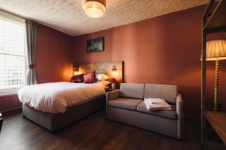 Coaching Inn - 3